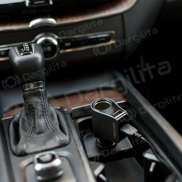 Automobilinis įkroviklis + adapteris Forever CSS-04 su 3xUSB jungtimis 3A (juodas)